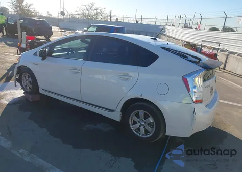 2010 Toyota Prius V from USA, damaged, VIN JTDKN3DU0A0155674